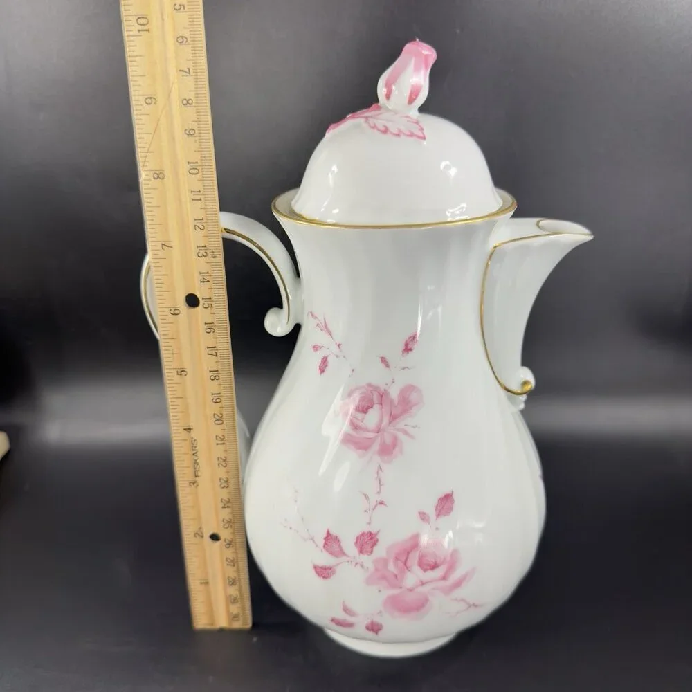AK Kaiser Porcelain Teapot Rokokoform Dubarry Germany Rose‎ Bud Carafe Mirabell